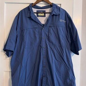 Magellan Outdoors Blue Casual Button Down Shirt
